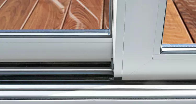 Patio Doors Leaking Water Issue Repair Services in Pinellas Park, FL