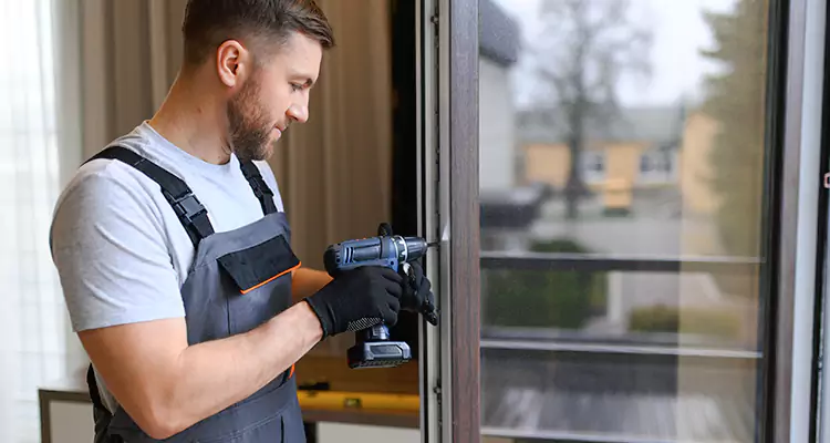 Sliding Screen Door Handle Repair in Pinellas Park, FL