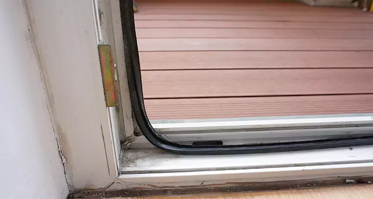 Repair Patio Doors Leaking at Bottom in Pinellas Park, FL