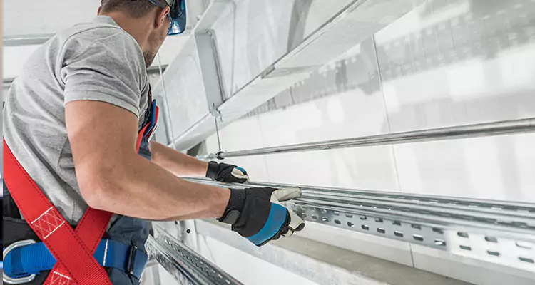 Glass Balcony Railing Replacement in Pinellas Park, FL
